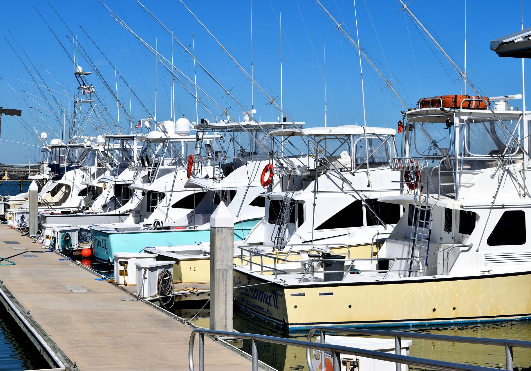 boat-marina-3798203_1920